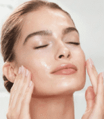 modelo mujer crema cara